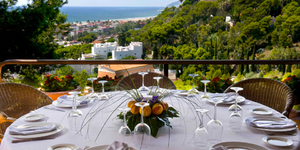 rey-don-jaime-cataluna-spain-seminar-terrasse-table-a